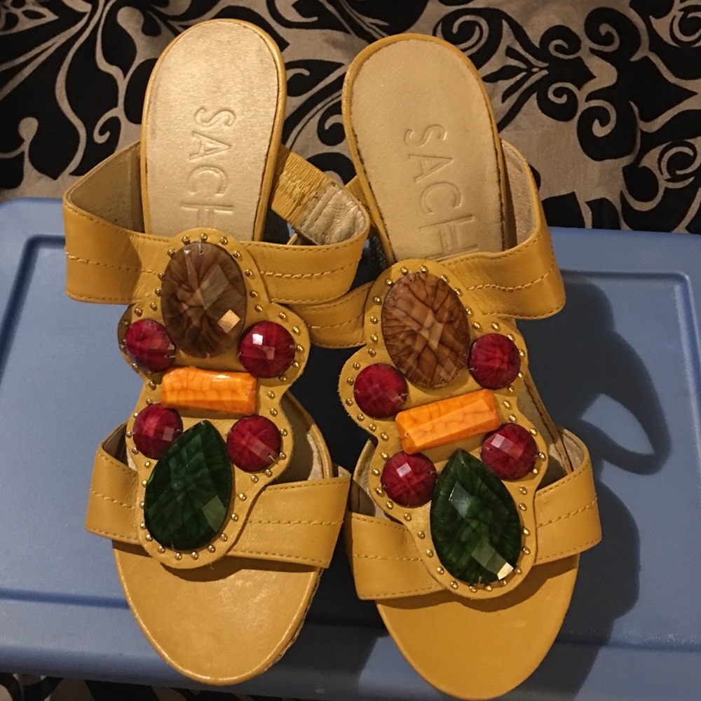 Sachelle Gold and Tan slip on Wedge heels size 36